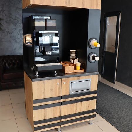 Hotel Sobkoff à Khmelʼnytsʼkyy Extérieur photo