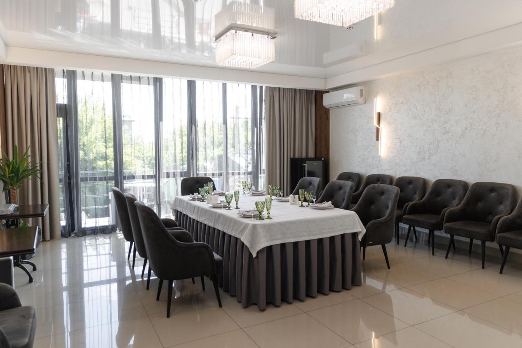 Hotel Sobkoff à Khmelʼnytsʼkyy Extérieur photo