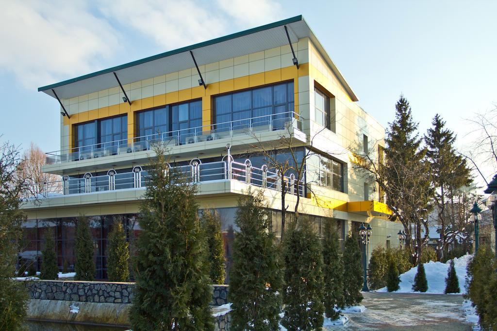 Hotel Sobkoff à Khmelʼnytsʼkyy Extérieur photo