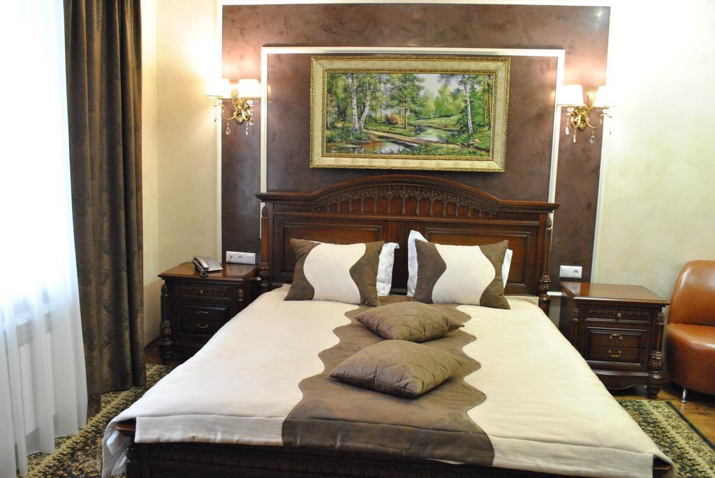 Hotel Sobkoff à Khmelʼnytsʼkyy Extérieur photo